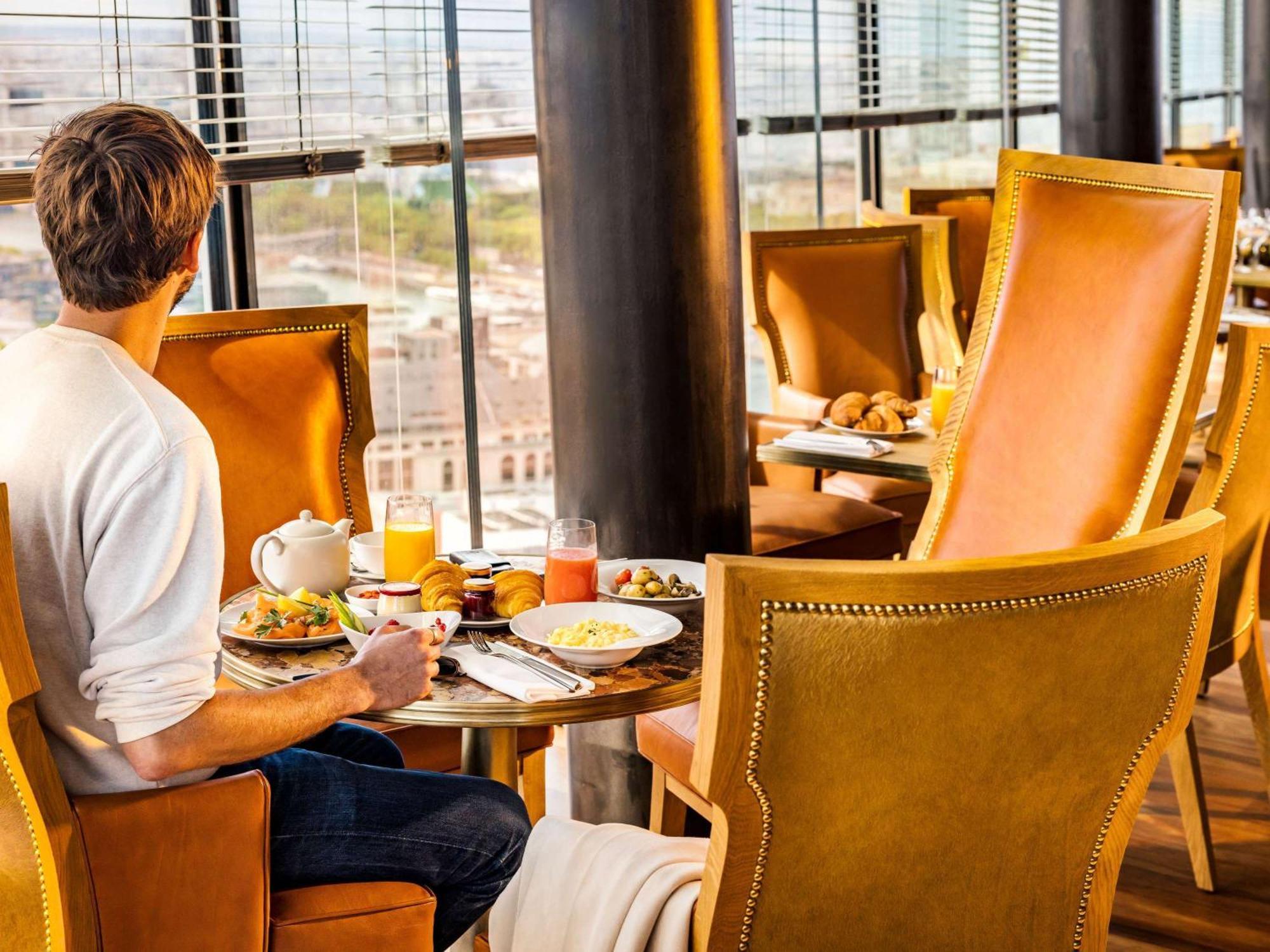 Too Hotel & Spa Paris - Mgallery Collection Париж Екстериор снимка